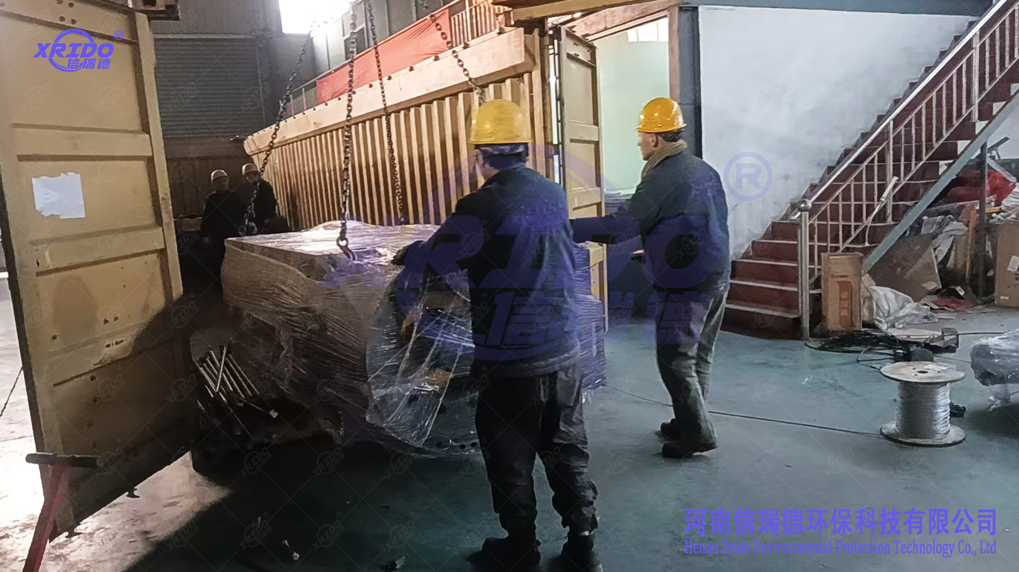 客户定制2000撕碎机发货