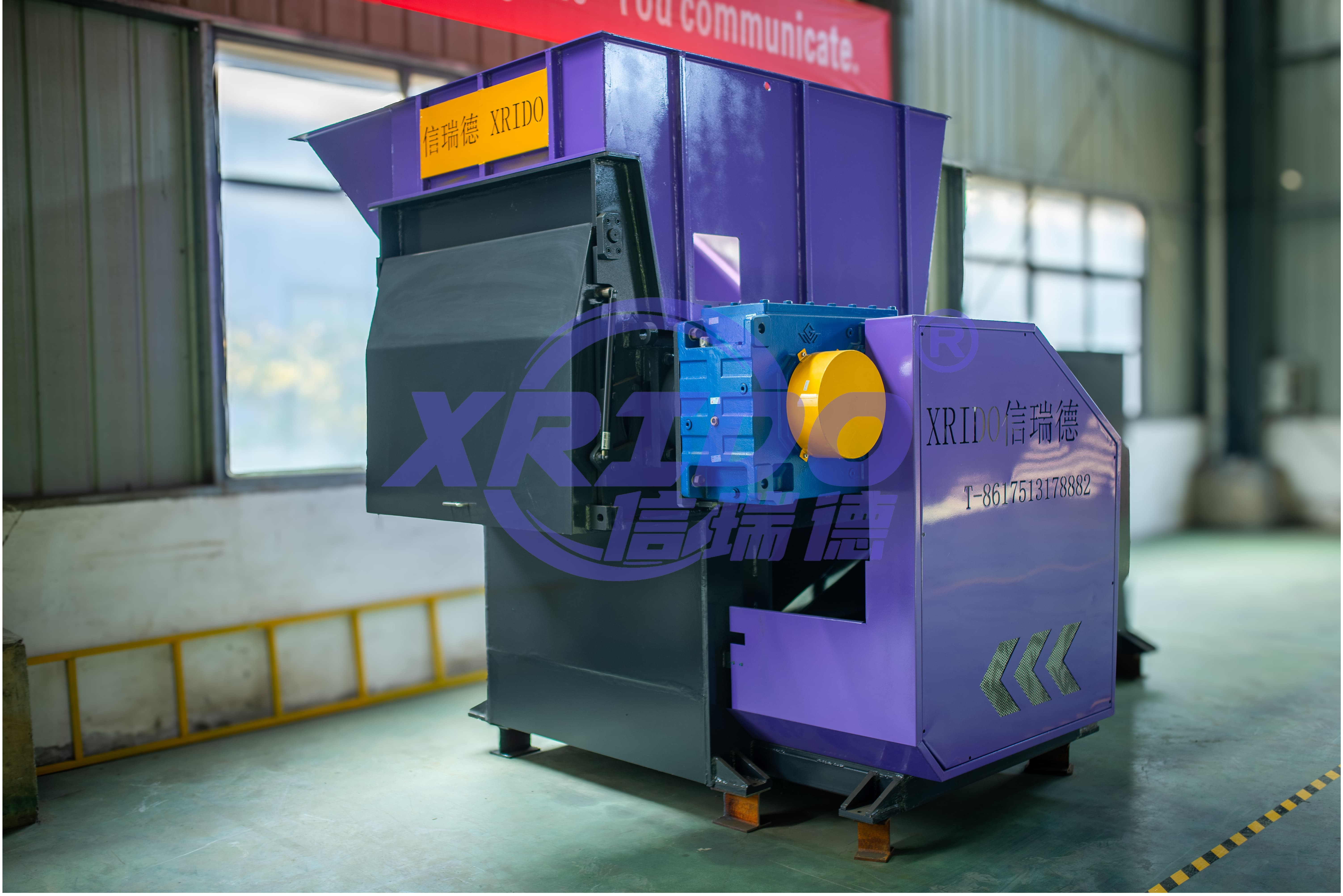 单轴撕碎机 (2)_1.jpg