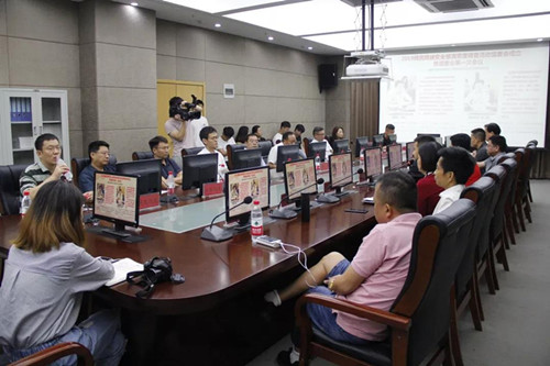 2019年7月17日，2019网民网络安全感满意度调查活动宣讲会（郑州站） (2)_副本.jpg