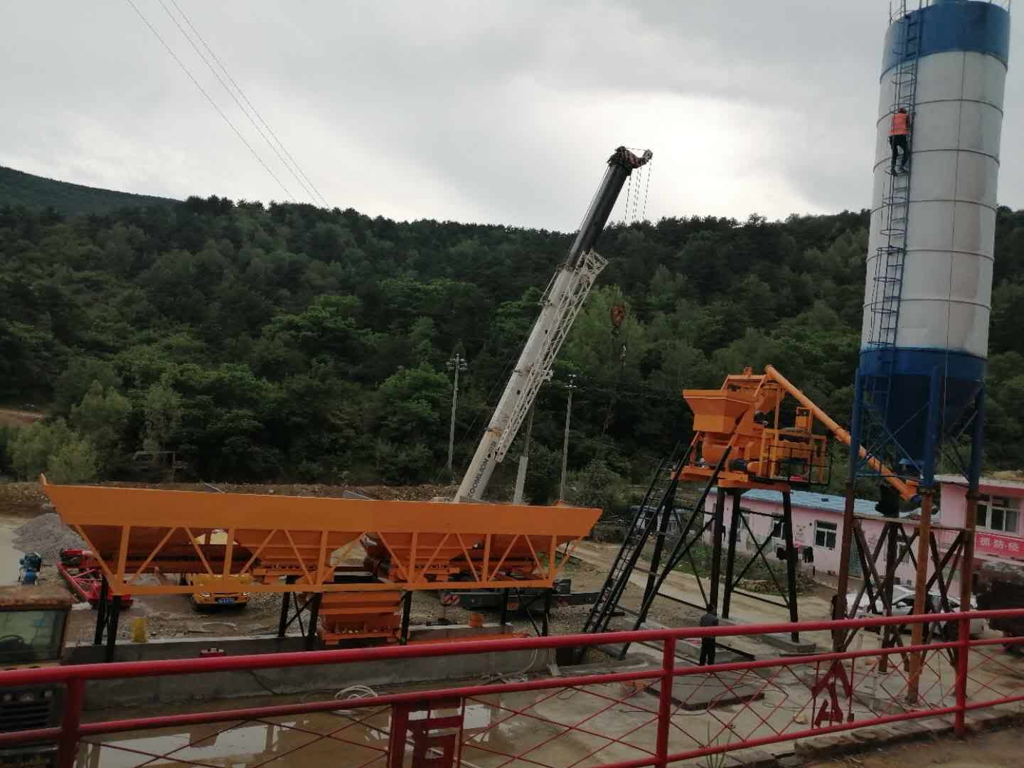 新峰hzs50混凝土搅拌站出口巴基斯坦