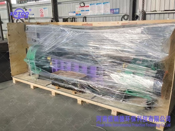 1000撕碎機(jī)刀箱墨西哥發(fā)貨