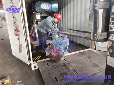 客户定制1400双轴撕碎机发货